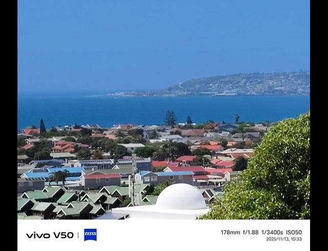 4 BEDROOM HOUSE FOR SALE IN HARTENBOS HEUWELS